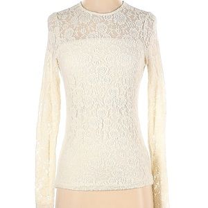 Lauren by Ralph Lauren
Embroidered detail Long Sleeve Blouse
Size XS